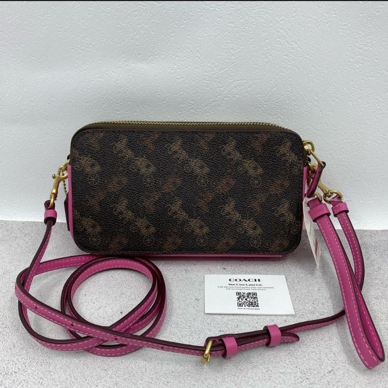 VVGC Coach Kira crossbody Signature Horse truffle petunia