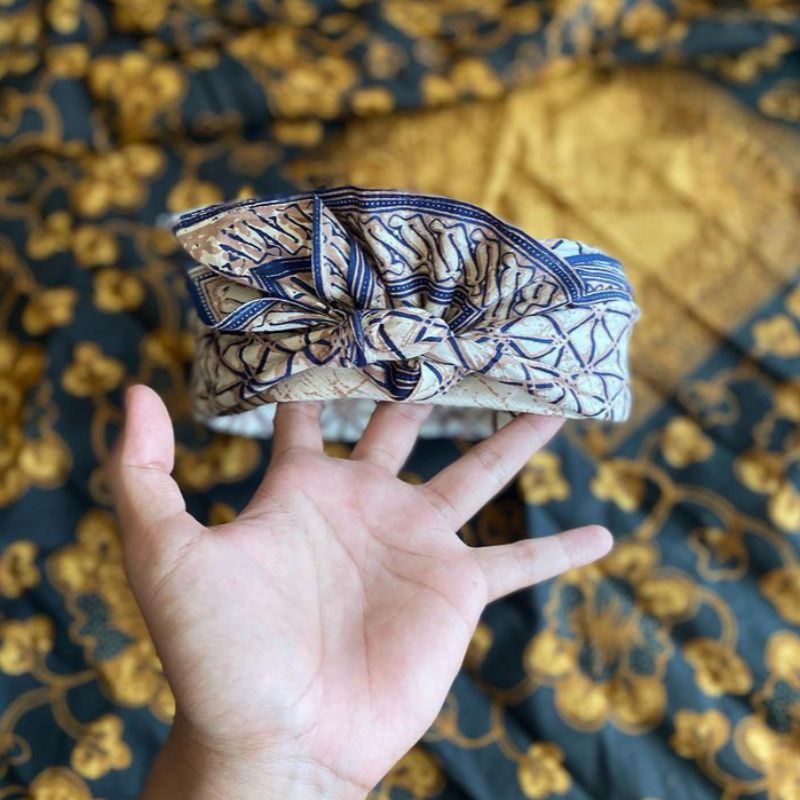 Udeng batik semi tulis jadi