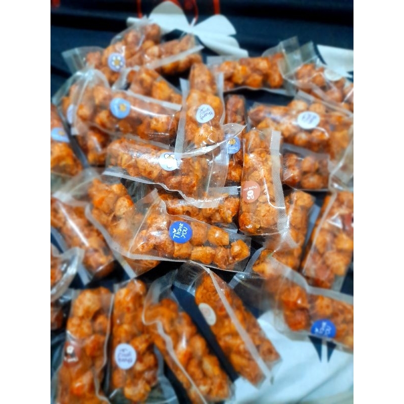 

Batagor mini pedas asin gurih