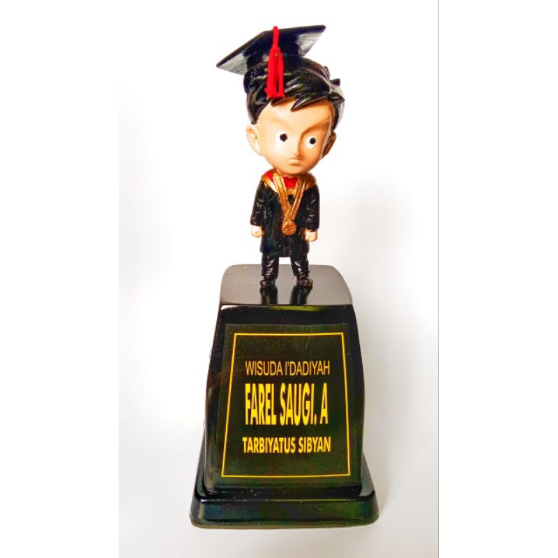 Patung Wisuda Paud