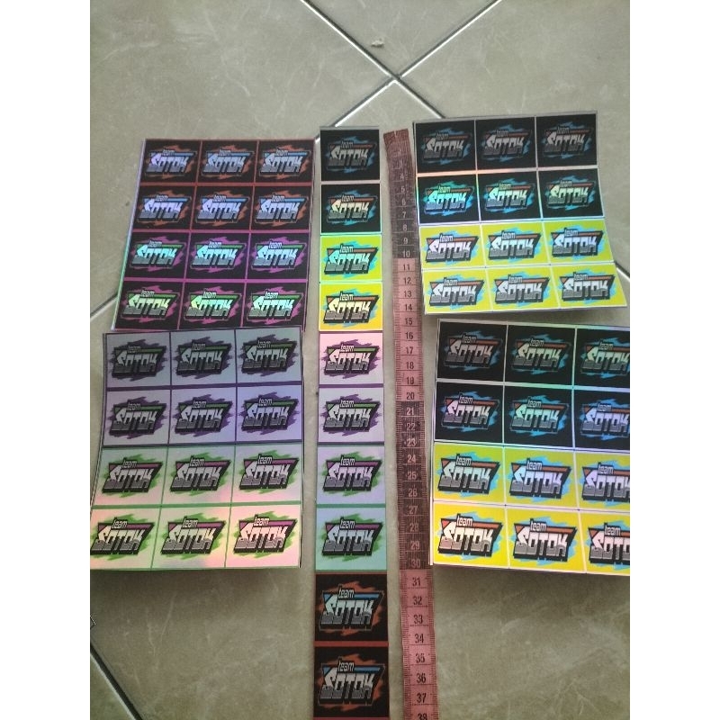 

Stiker tim sotok hologram isi 12