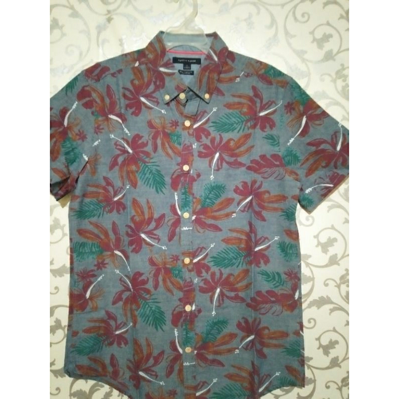 kemeja motif bunga bunga