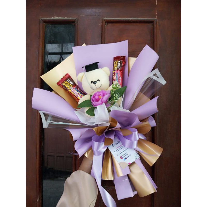 

BUKET BEAR WISUDA BENGBENG