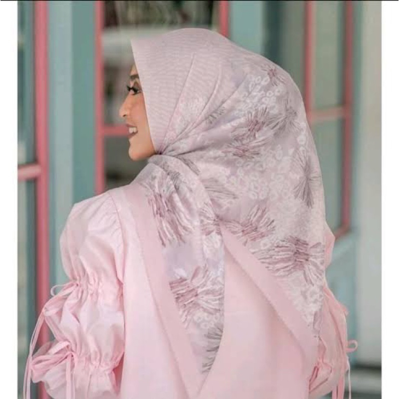 Preloved Buttonscarves Les Amities Reborn Peony