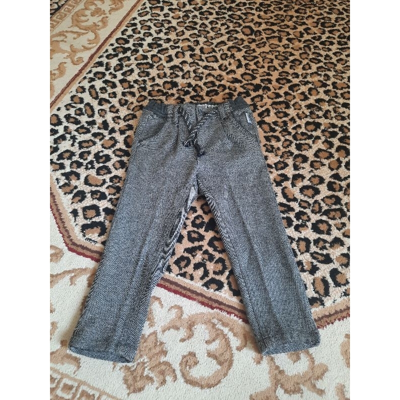 Preloved Celana Panjang Anak Merk Smurf 36m