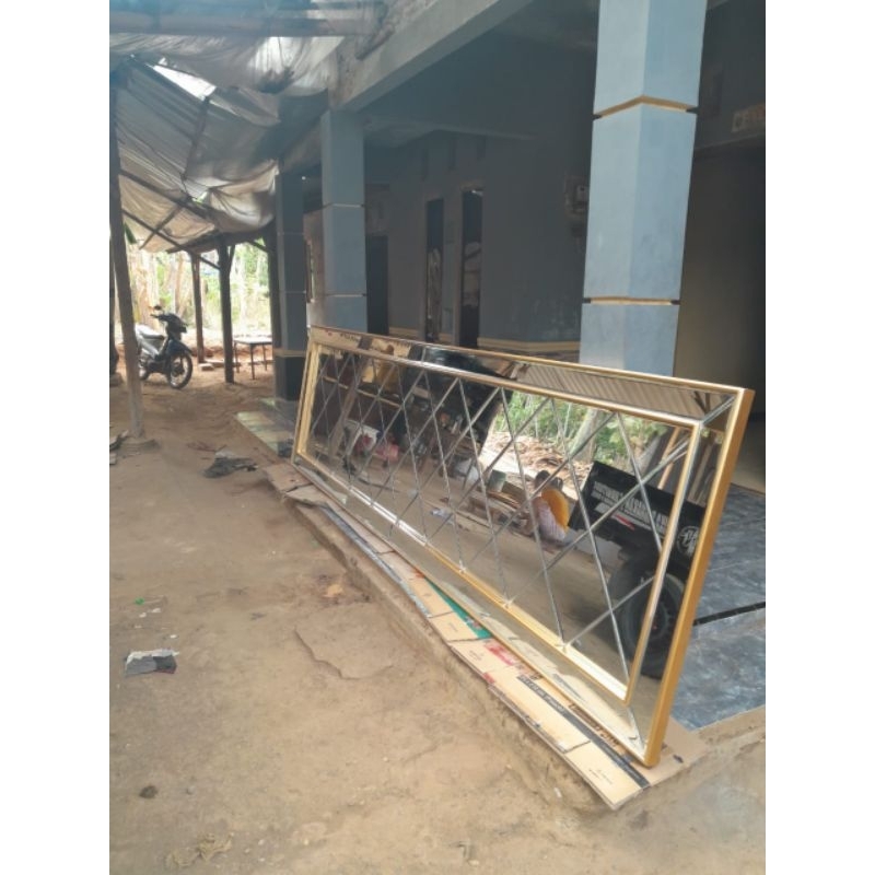 pigura kaca cermin silang bevel custom