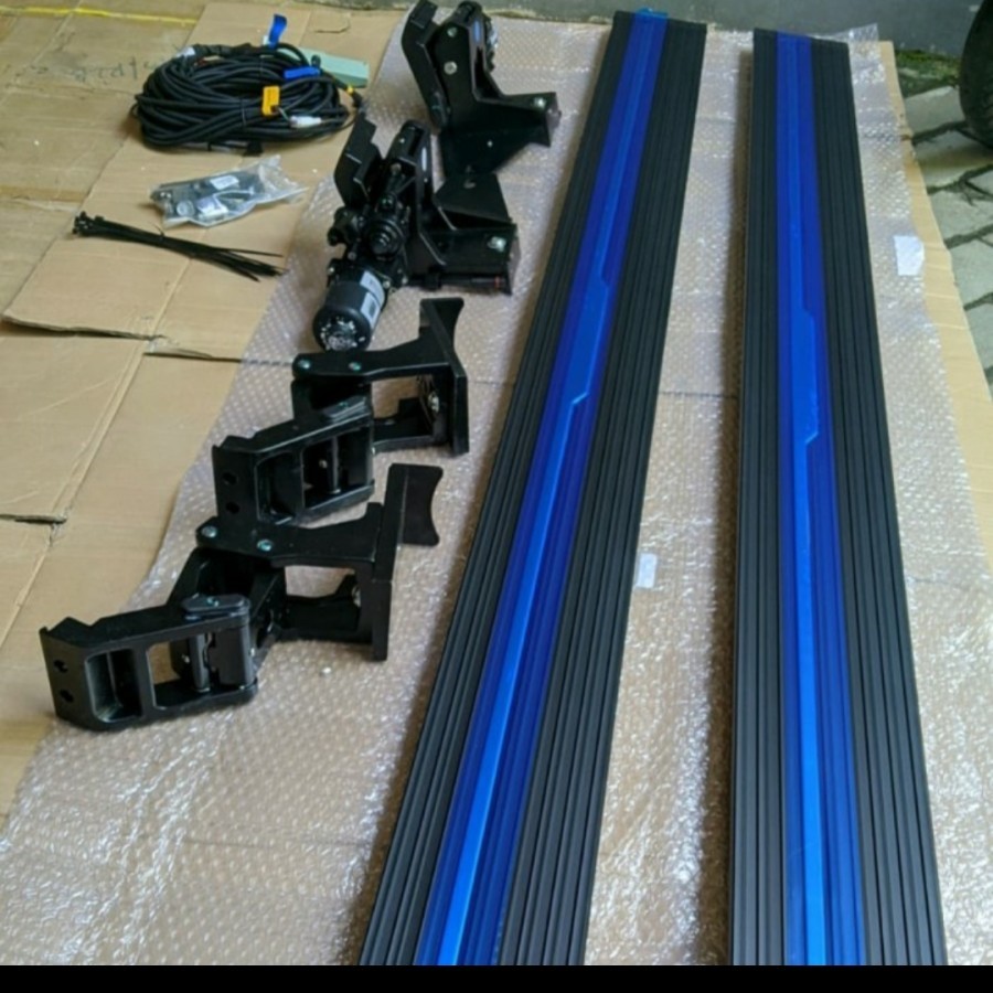 Footstep Ford Everest 2015 keatas