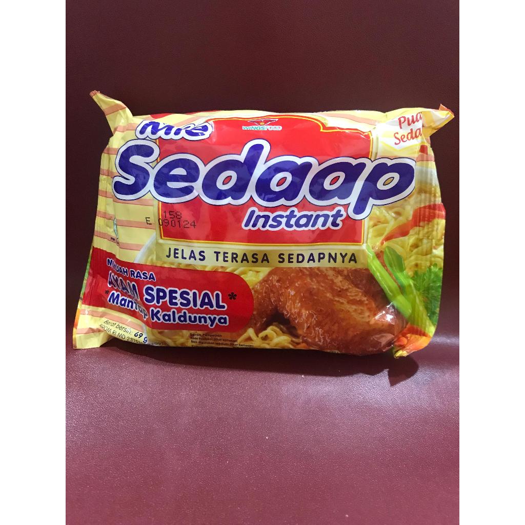 

Sedaap Mie Instan Rasa Ayam Spesial 69g - Mie Instant Kuah Ayam Spesial Mantap Kaldunya