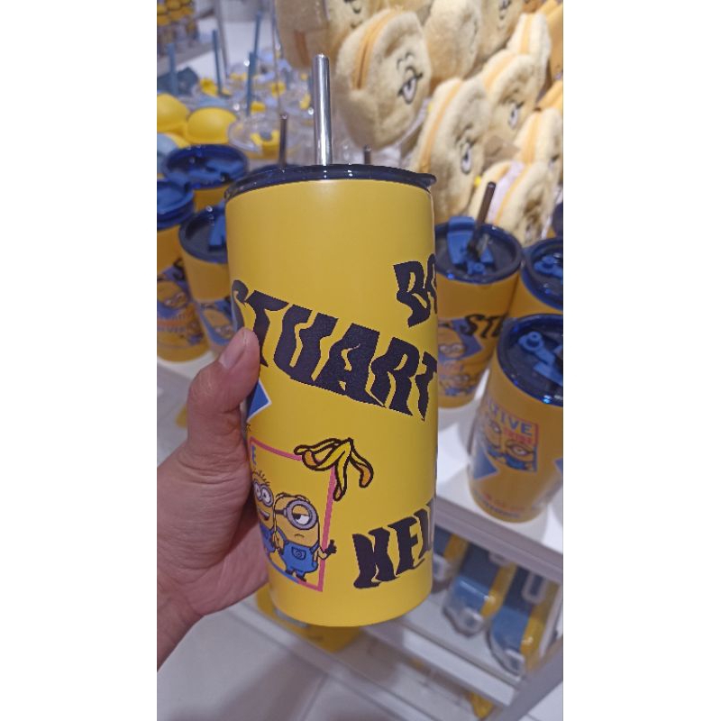tumbler miniso frozen/minion