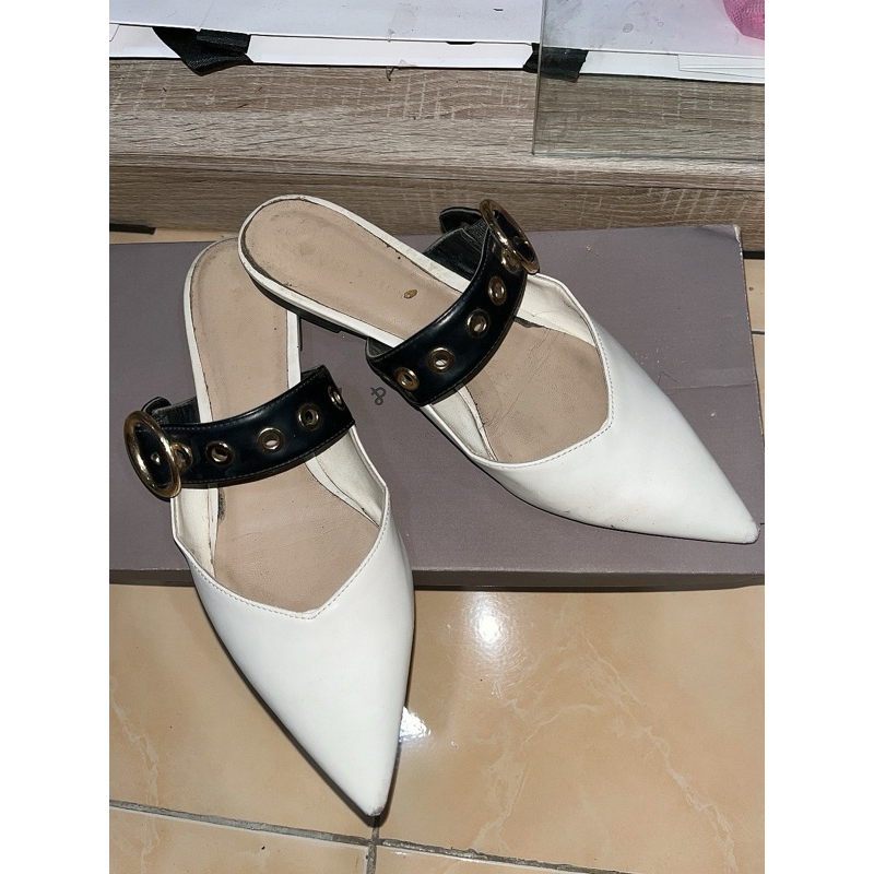 prelove sandal charles and keith original