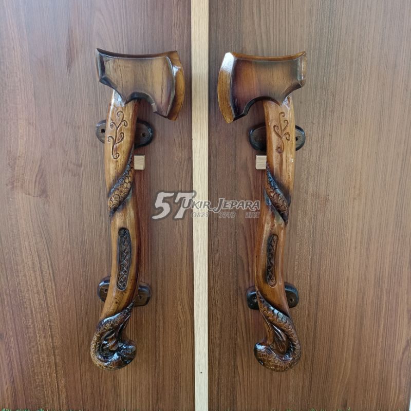 (Golok 1) Tarikan / Gagang pintu motif kampak ukiran asli dari jepara kayu jati handel murah
