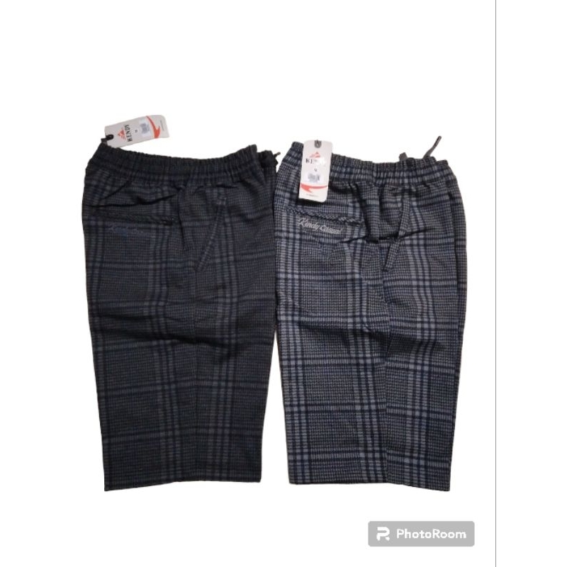 Kendy kaos kotak-kotak