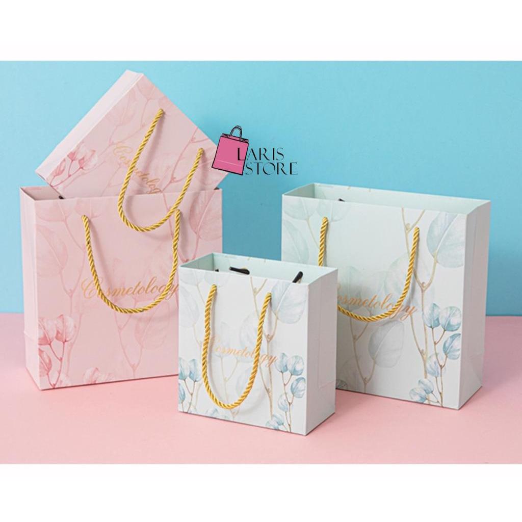 

PAPERBAG PREMIUM MOTIF DAUN / KANTONG HADIAH PINK DAN HIJAU