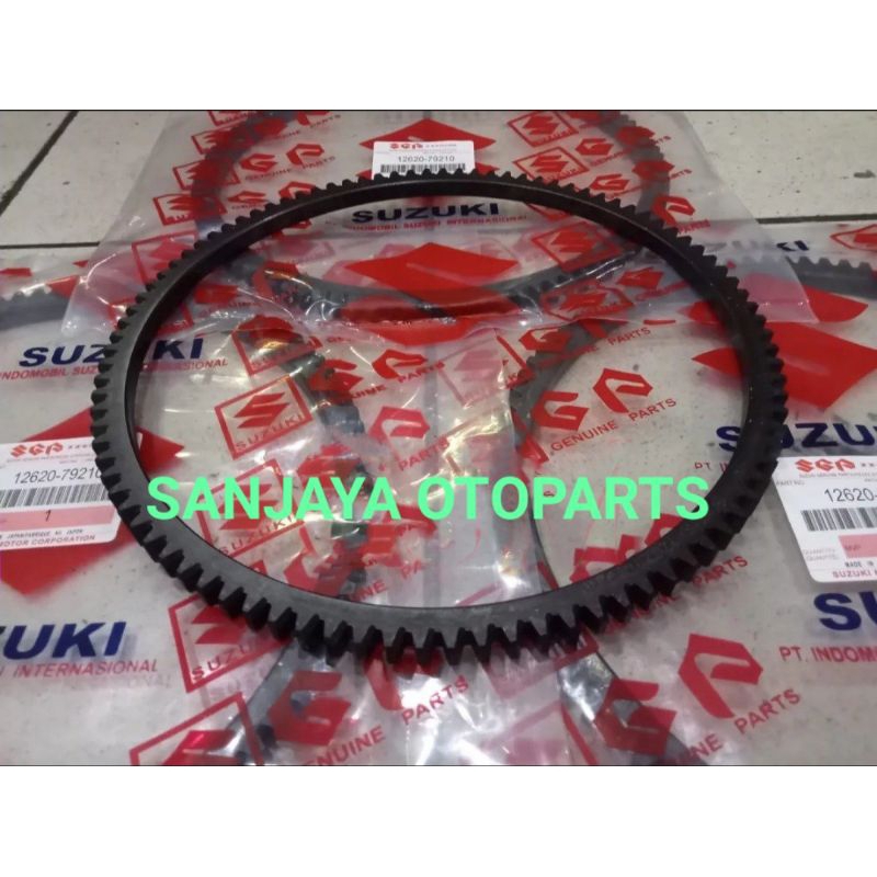 Fly Wheel Gear ST100 Carry Extra / Gigi Roda Gila