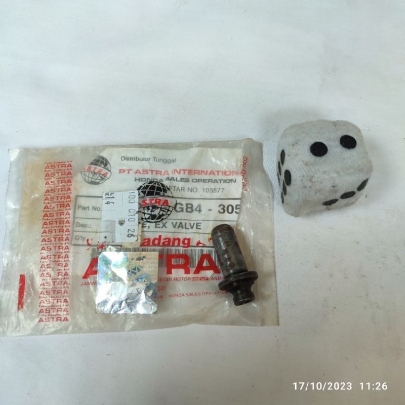 Bosh bos Klep EX valve Honda Astrea Grand Supra x win100 ORIGINAL astra 12245-GB4-305