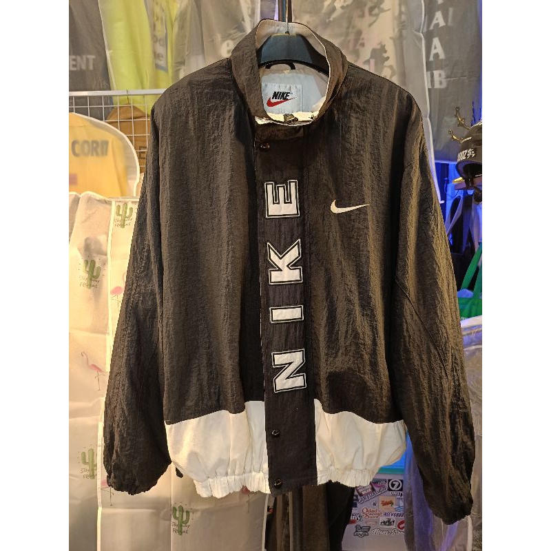 Windbreaker Jaket Nike Vintage Second