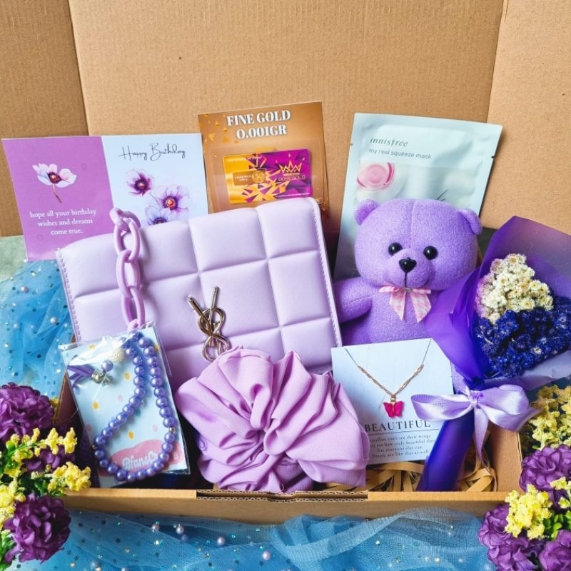 

Kado Tas Cewek Ungu / Hampers Cewek Ungu / Purple Giftbox Hadiah Ultah