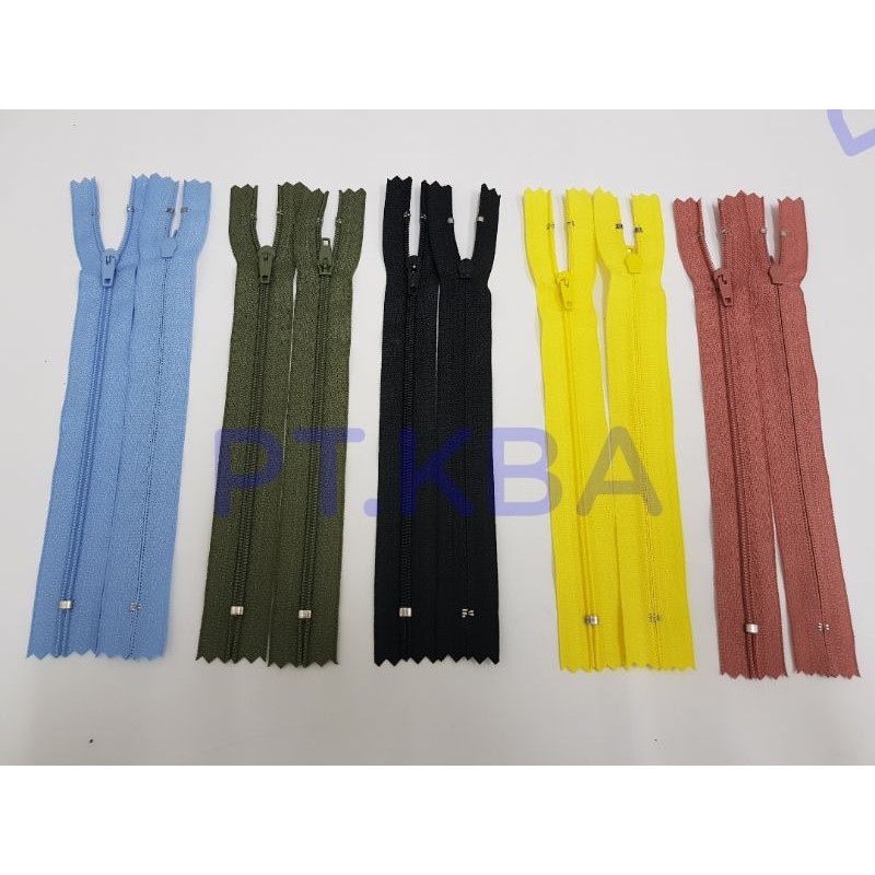 RESLETING YKK FRC 8INCI (20 CM) GROSIR