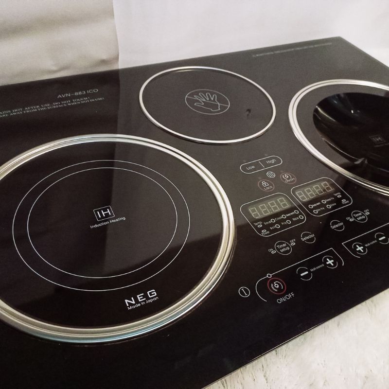 Kompor Listrik Hot Induction Cooker 3 Tungku | Alvano AVN-883 ICO