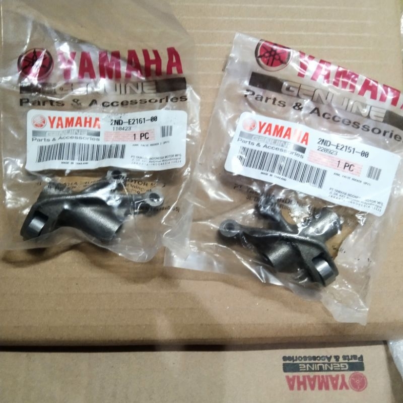 PELATUK KLEP JUPITER MX VIXION MX KING ROCKER ARM JUPITER MX VIXION Original YAMAHA 2ND-E2151-00