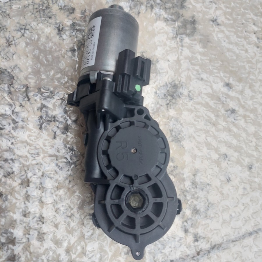 motor elektrik jok fortuner vrz innova venturer 2016 2023 original toyota