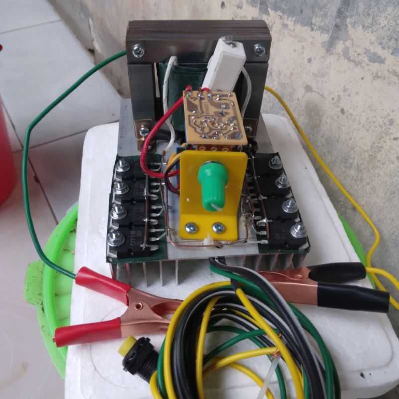 inverter pac 8 transistor+flip-flop