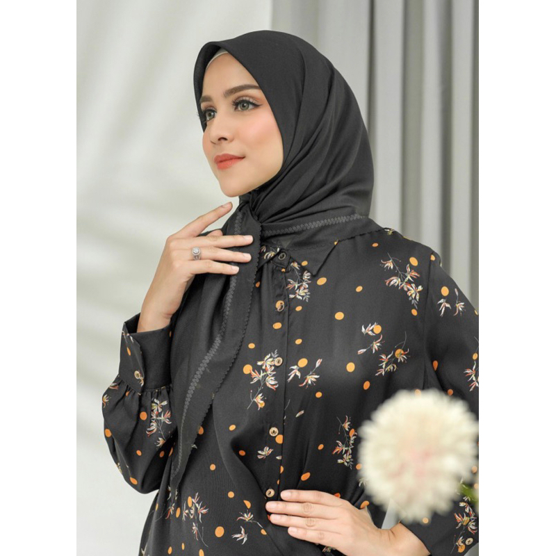 Today scarf buttonscarves