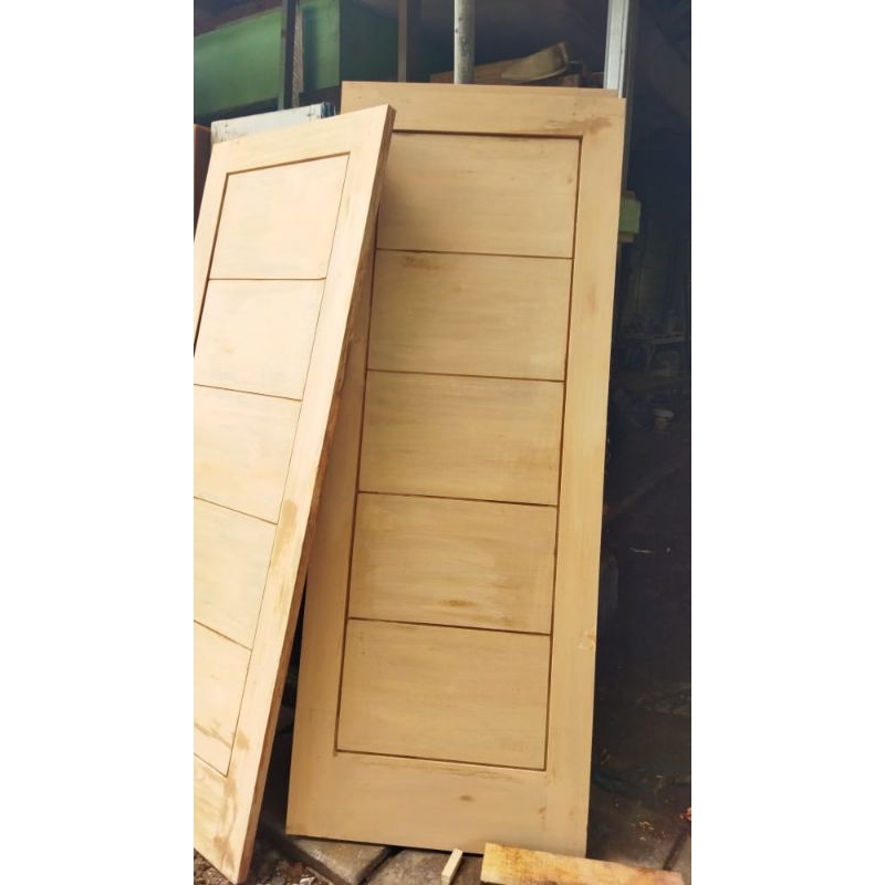 pintu kayu meranti