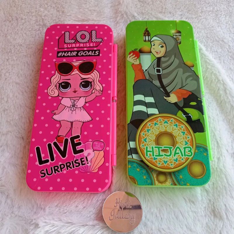 

Kotak Pensil Plastik Tutup Tombol Karakter