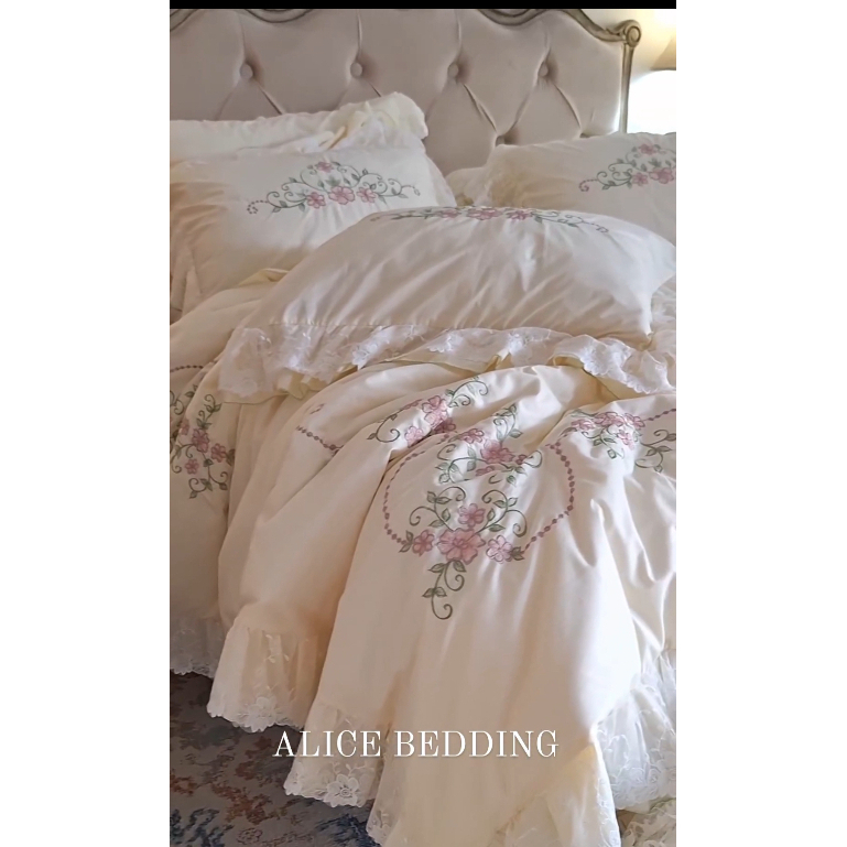 SPREI CANTIK SPREI UNIK SPREI BORDIR ALICE CREAM CANTIK UNIK ESTETIK
