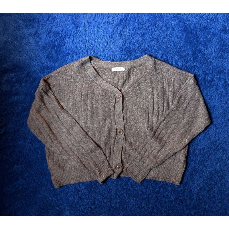 Cardigan Crop Rajut Thrift Murah
