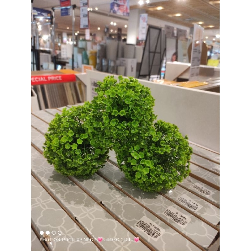 Bola rumput artificial Informa