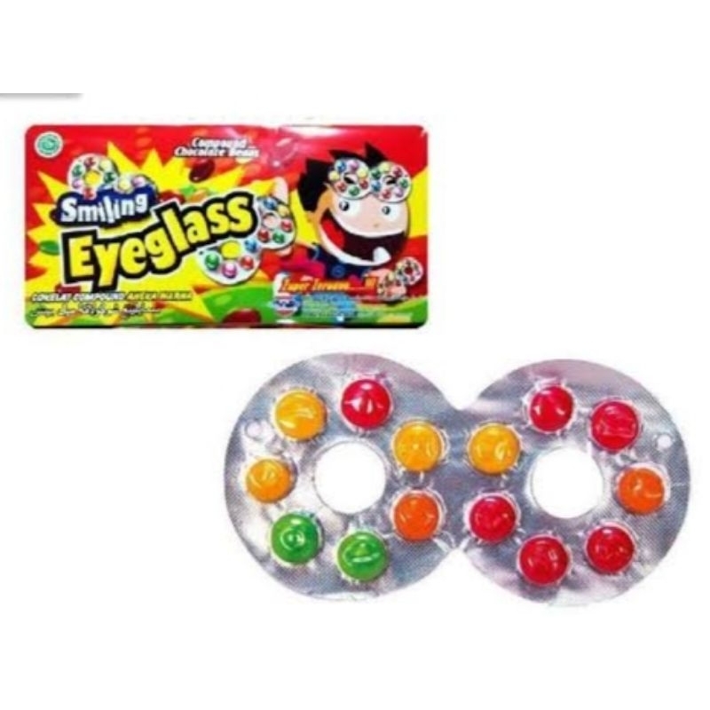 

Smiling Eyeglass