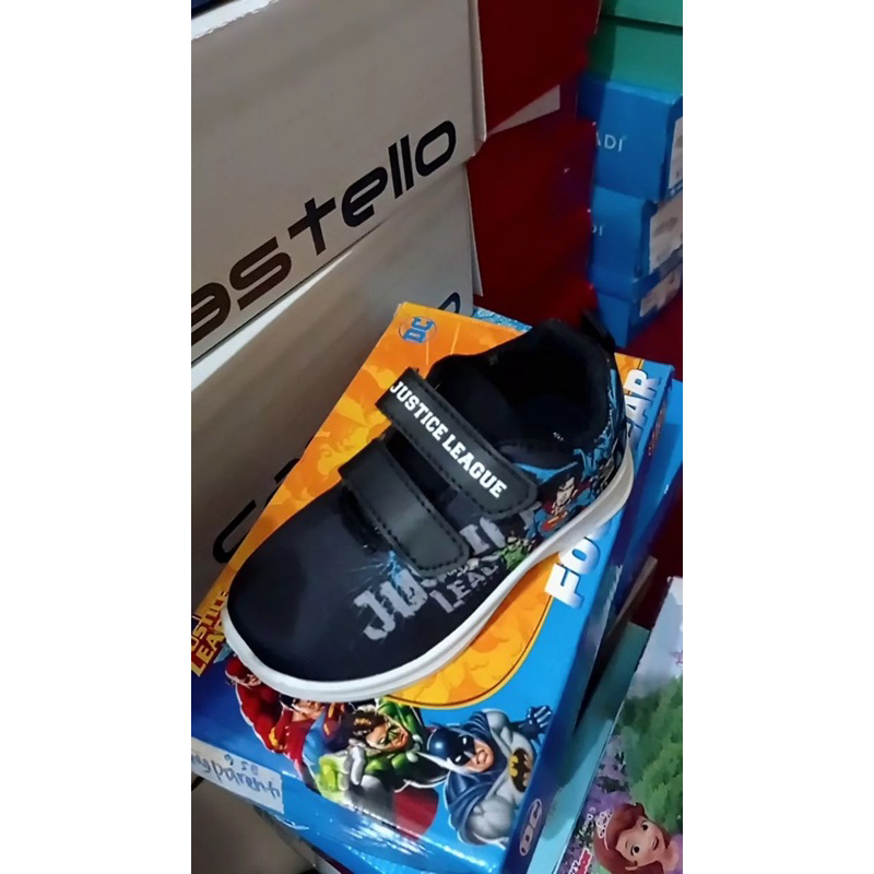 sepatu anak justice league