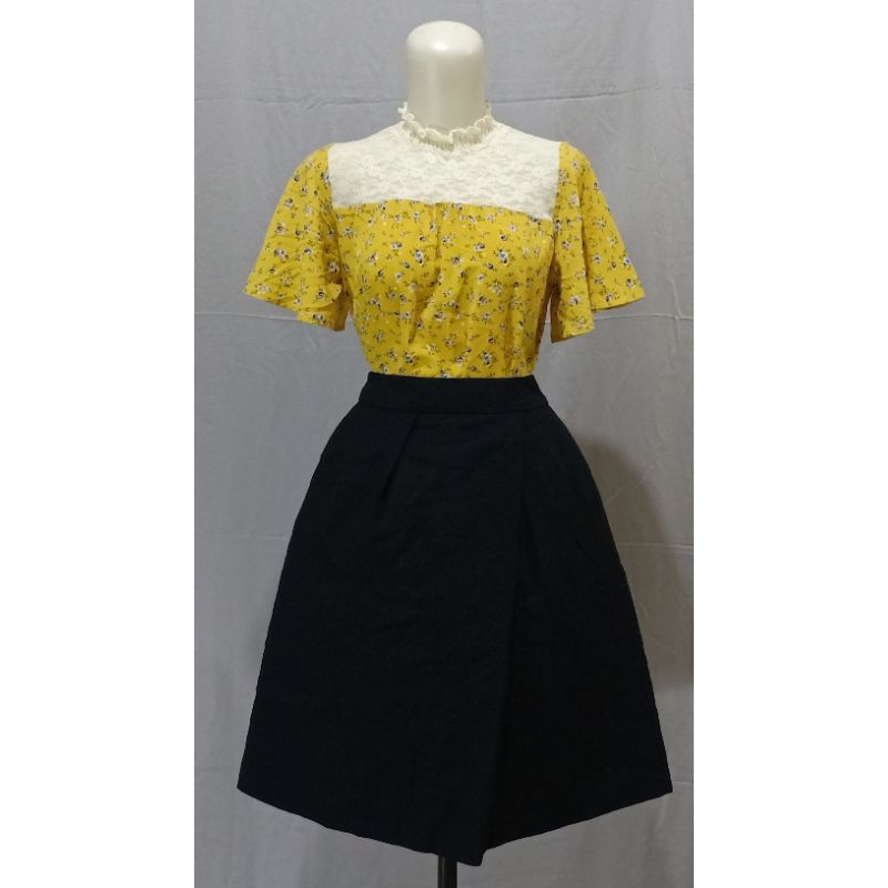 Colza Blouse with Black Skirt