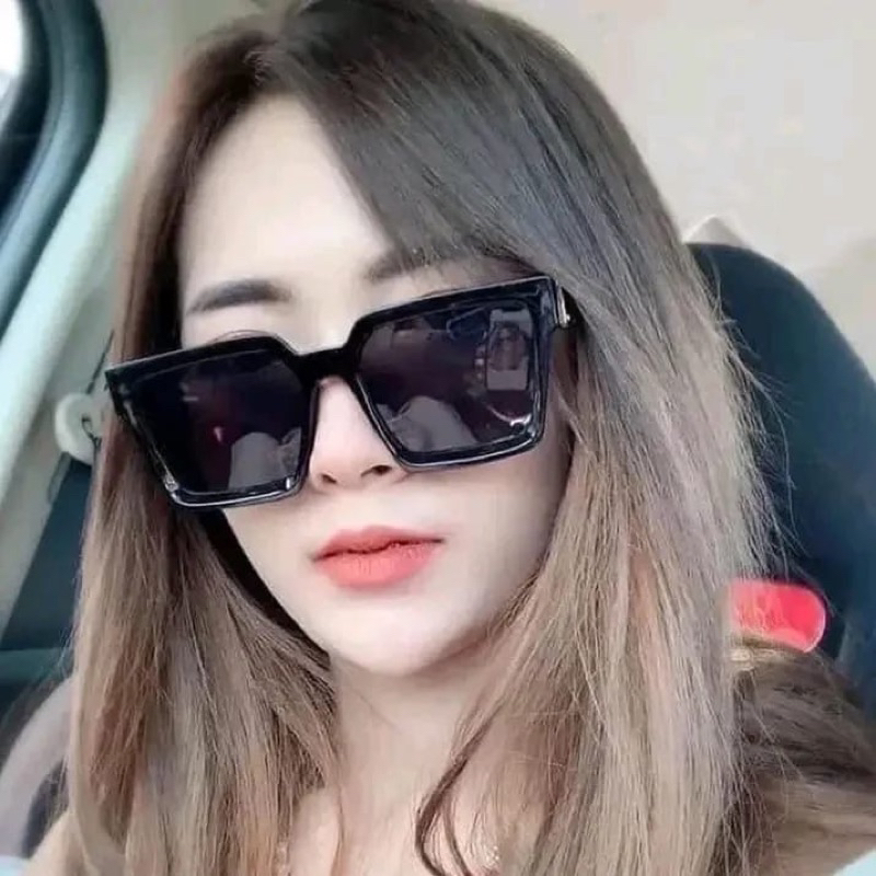 Kacamata Hitam Korean Gaya Wanita Square Frame Kacamata