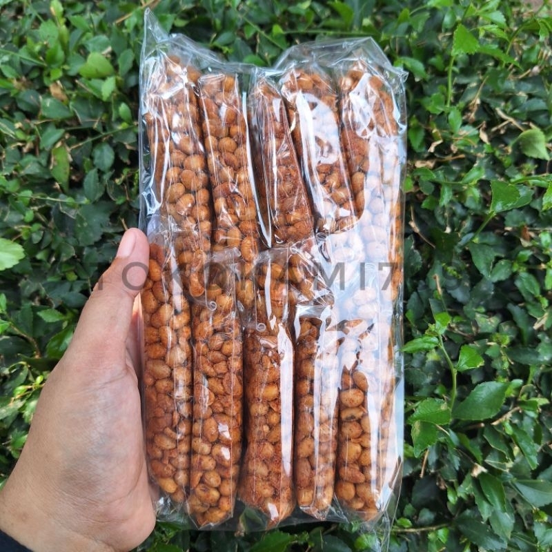 

Kacang Kedelai Kedele Pedas 1 Pak Isi 10