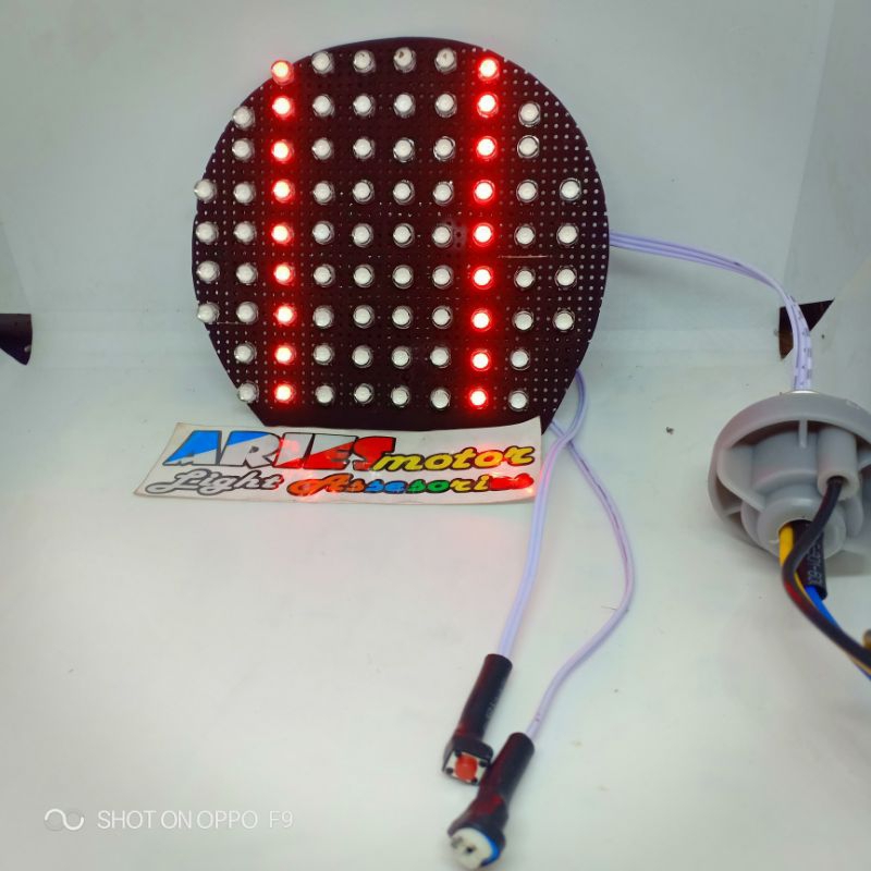 LAMPU LED RUNNING BELAKANG SCOOPY 2023.
