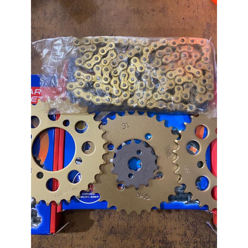 GEAR SET + RANTAI 415 GOLD RIKO SUPRA X GRAND