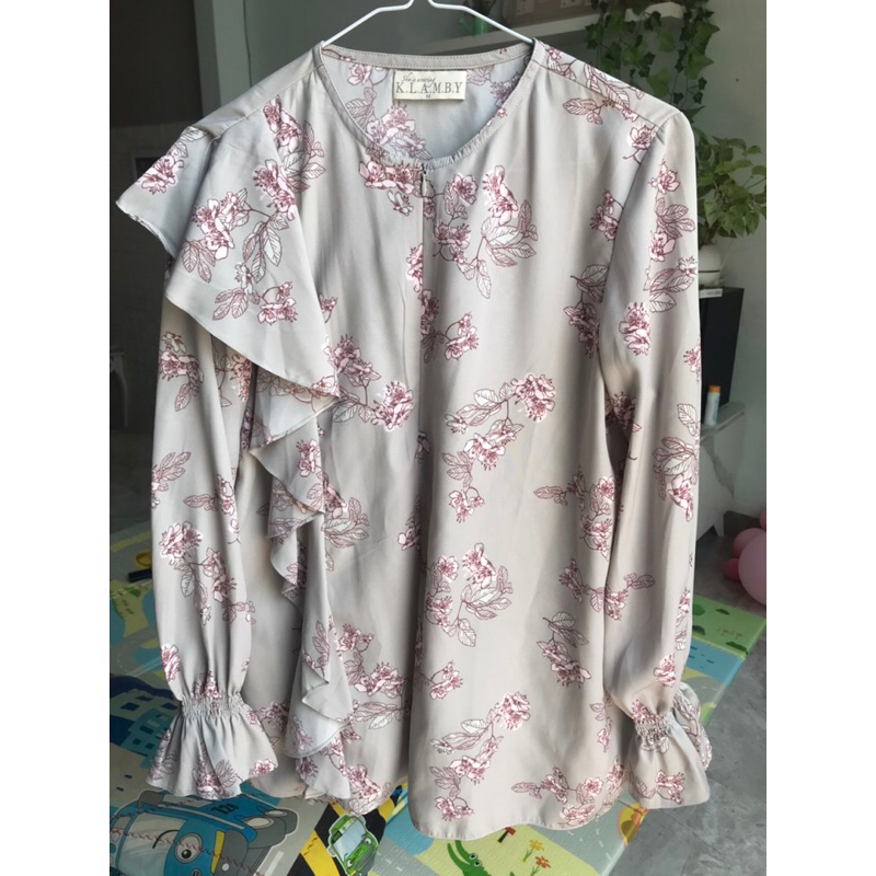 Preloved blus KLAMBY