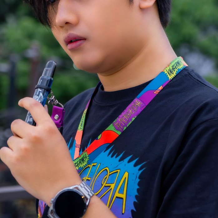 

Lanyard KALOBERAKSI - PT.Menggelora Official Merchandise