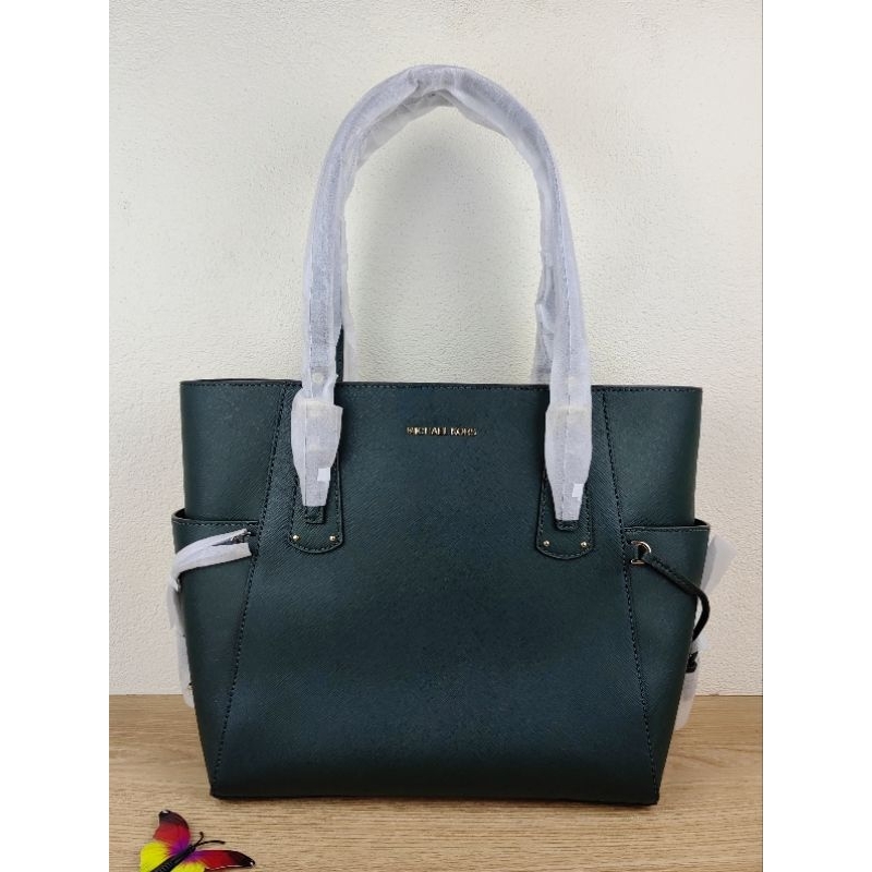 MK Voyager Tote Leather Flame