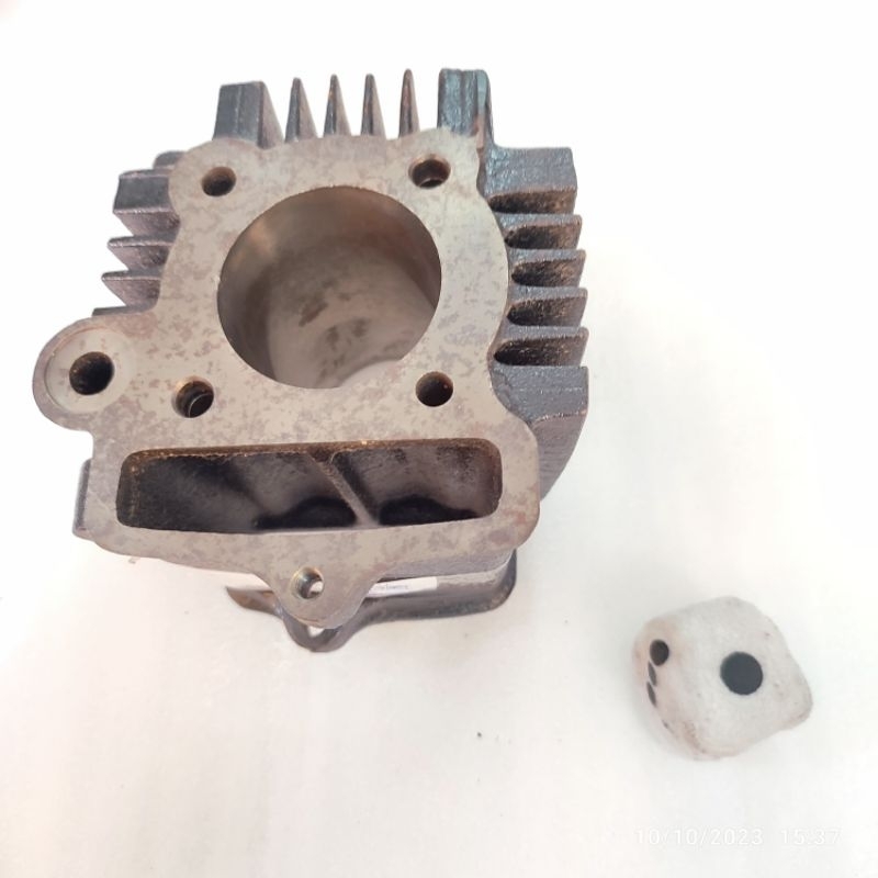 Blok cylinder piston Seher Honda astrea c 800 C800 Kode 12101-GB1-900 original AHM Japan nos