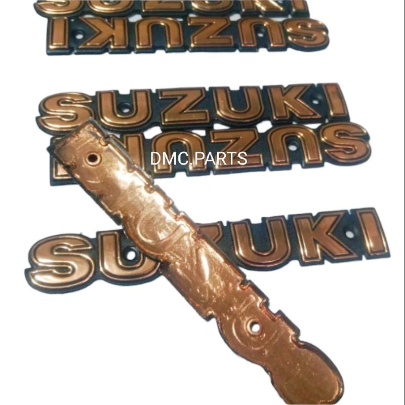 EMBLEM LOGO TIMBUL TANKI SUZUKI A100 A100X SPECIAL ECONOS GP100 GP125 TRS (ORIGINAL CKD) COVER TANGK