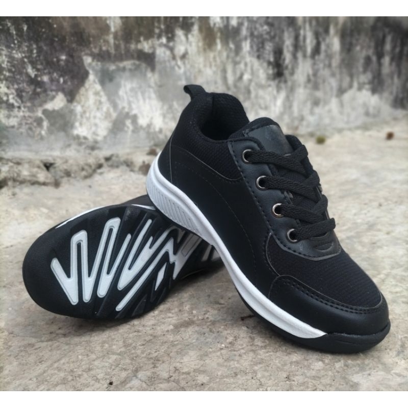 sepatu sekolah anak laki - laki perempuan sepatu hitam polos