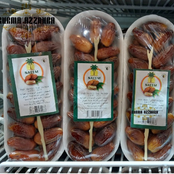 

TSSF4671 Termurah KURMA NAEEM PALM FRUIT PERAHU TUNISIA TANGKAI 250gr