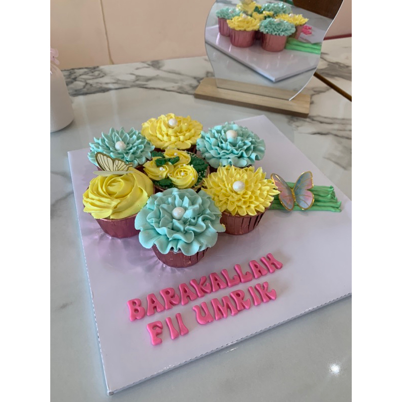 

Flower Cupcake - KHUSUS BANDUNG