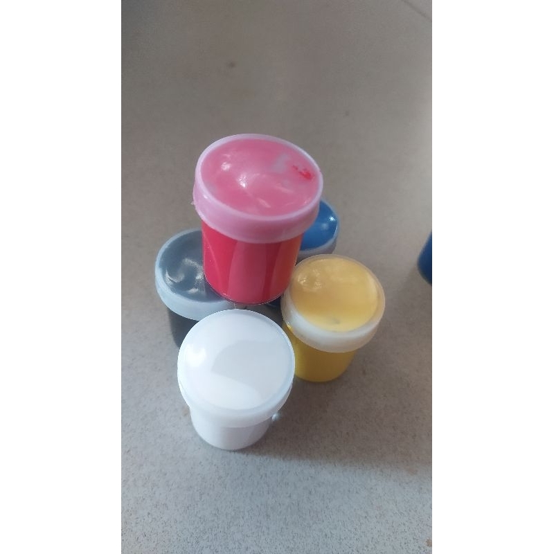 

cat lukis murah acrylic