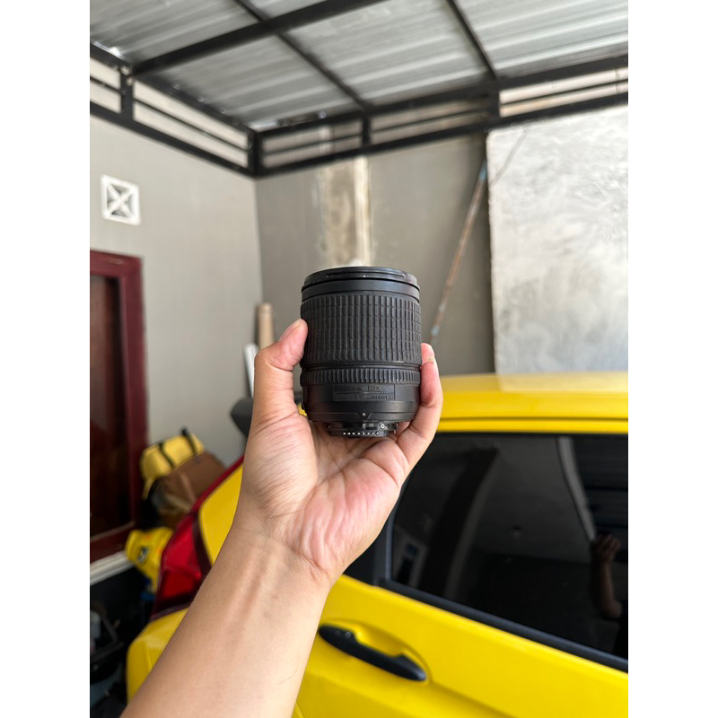 Lensa Nikon 18-135