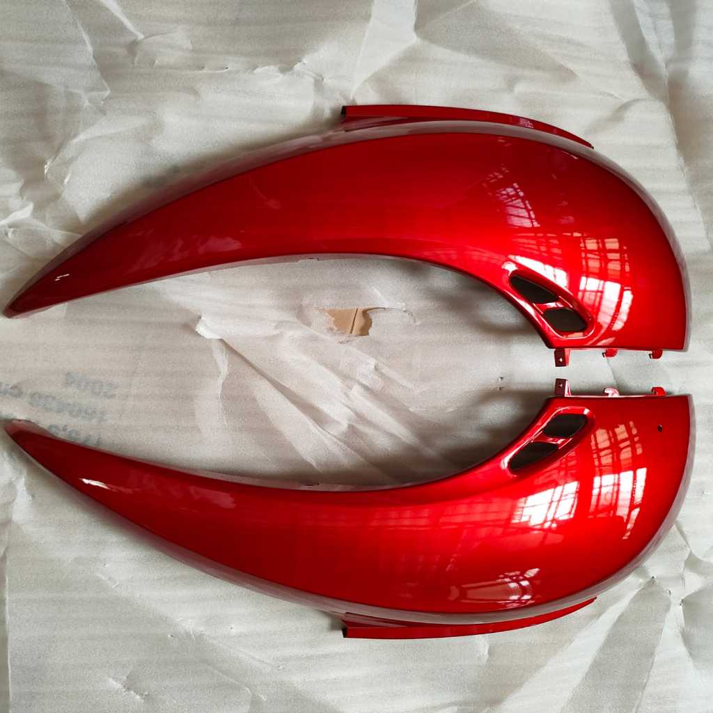 Cover body scoopy Cover bodi scoopy Body scoopy Bodi scoopy 83500-kyt-940 83600-kyt-940